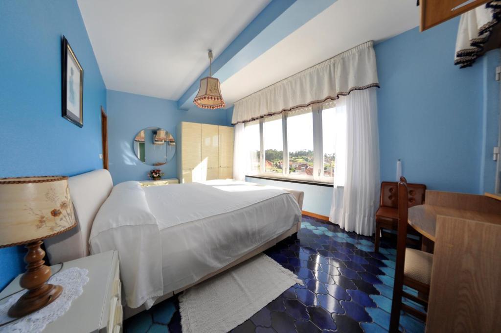 Hotel Galicia Понтеведра Номер фото